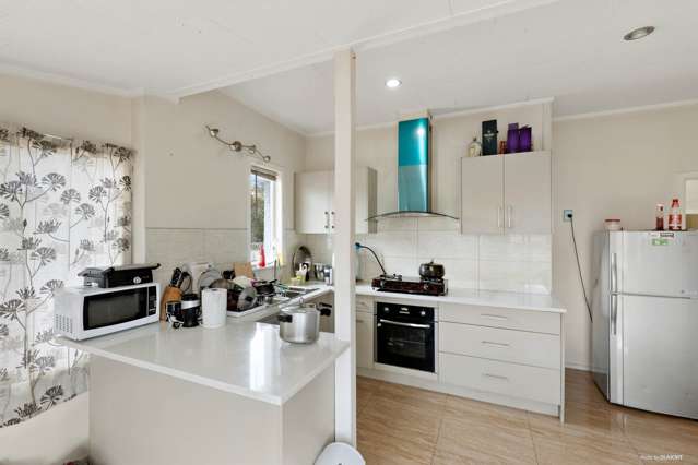 4 Huia Road Papatoetoe_1