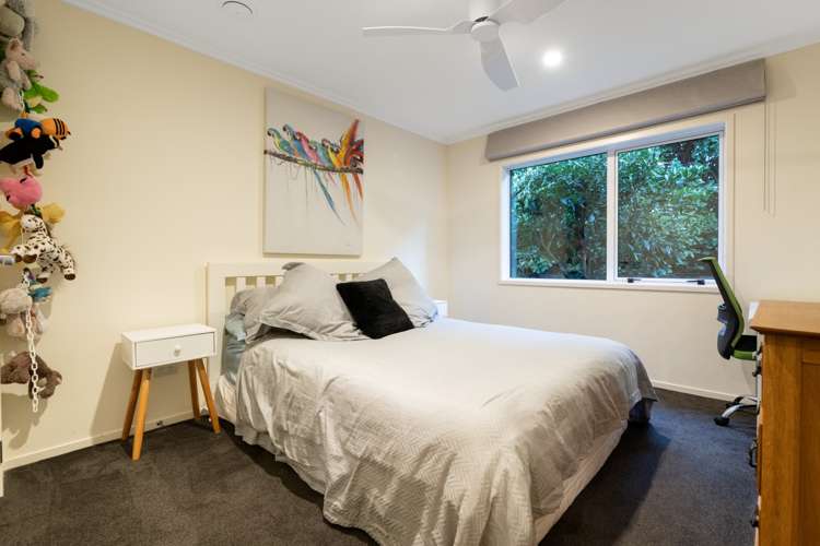 8 Caldera Close Pyes Pa_13