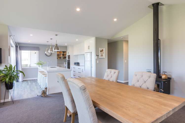 467 Lees Road Feilding_12