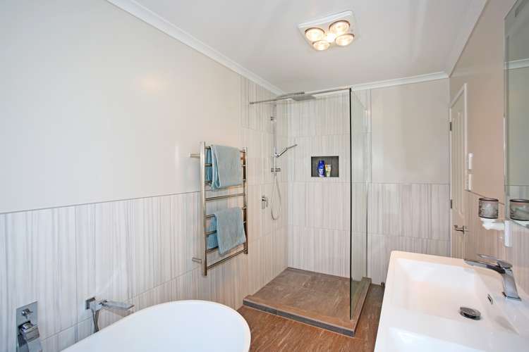 10 Wroxton Place Waiuku_18