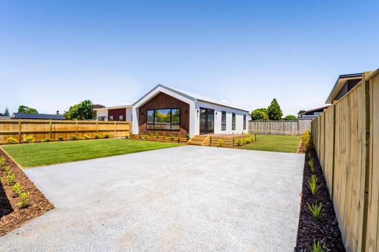 11 Horoeka Street Inglewood_13