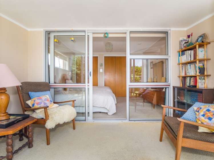 11 Shanly Street Brown Owl_14