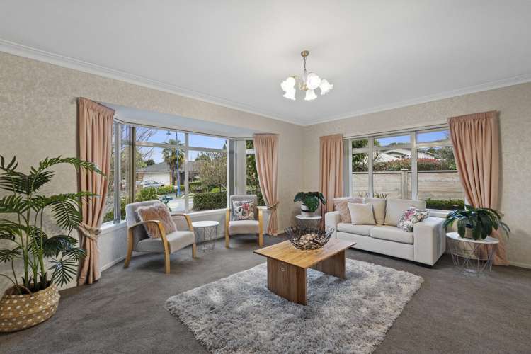 4 Hunt Grove Leamington_5