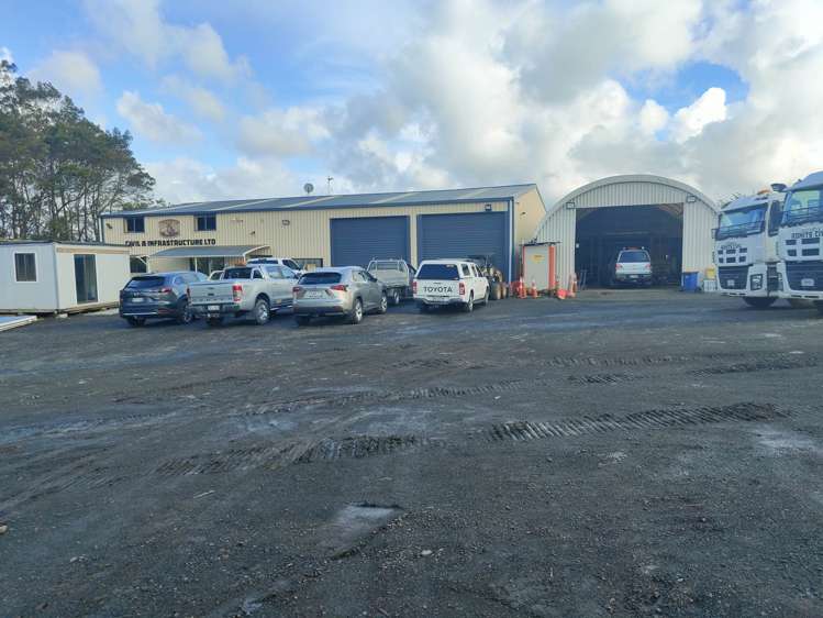 69-71 Mihini Road Henderson_5