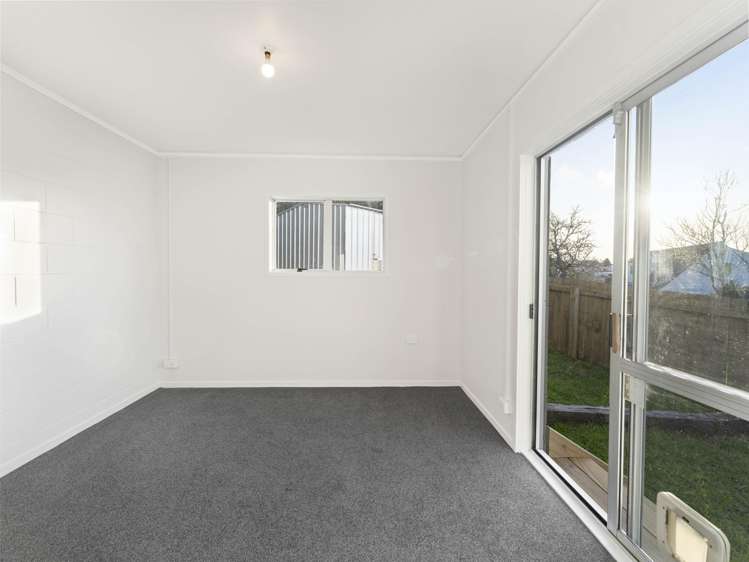 10 Lilburn Crescent Massey_59