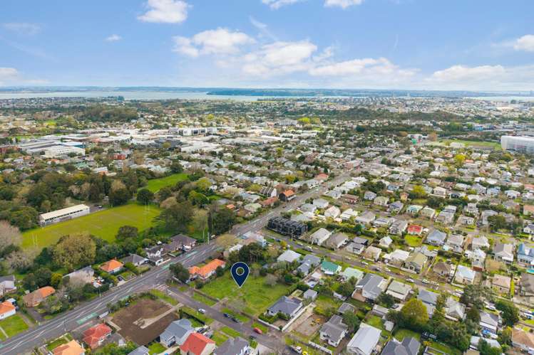 2 to 8 Parrish Road Sandringham_6