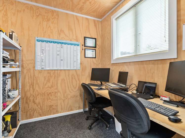 71 Naylor Street Hamilton East_13