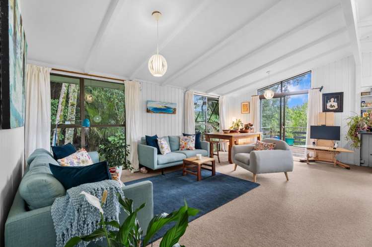 185 Laingholm Drive_0