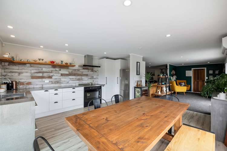 525 Valley Road Kaiwaka_5