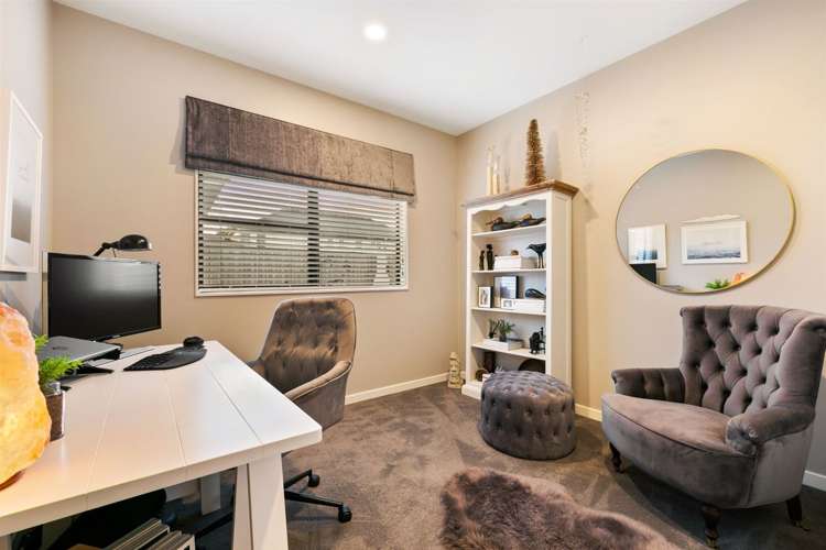 10 Riverhead Point Drive Riverhead_8