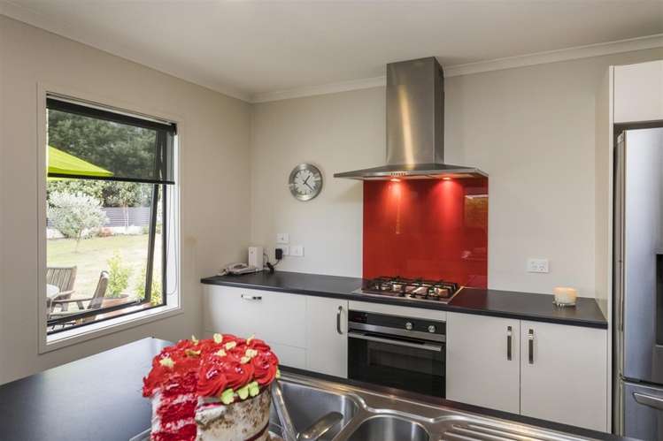 15d Aitken Street Bulls_16