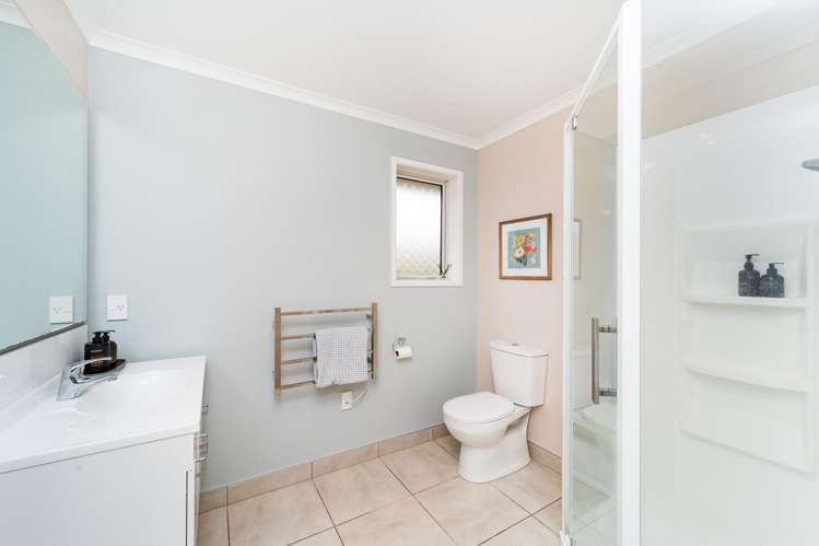 10 MacDonald Heights Feilding_9