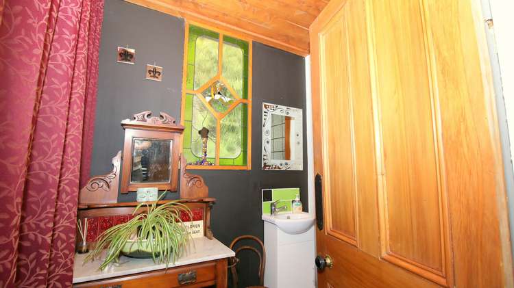 429 Henley Road Henley_9