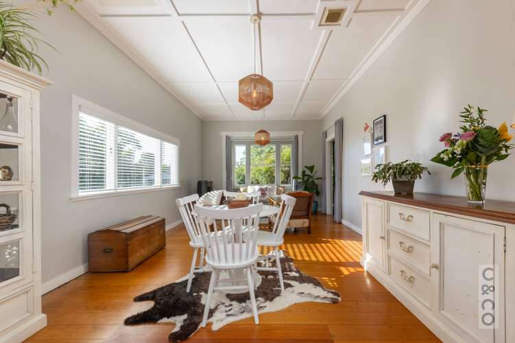 76 Awaroa Road Helensville_17