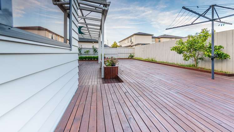 21 Quattro Avenue Flat Bush_19