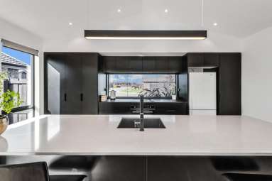12 Olivia Street_4