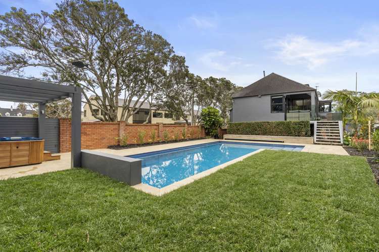 112 Selwyn Avenue Mission Bay_12