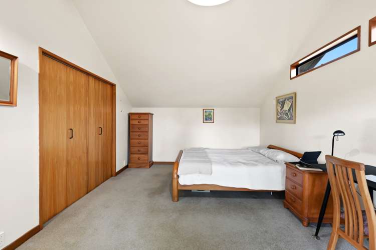 243 Dey Street Hamilton East_9