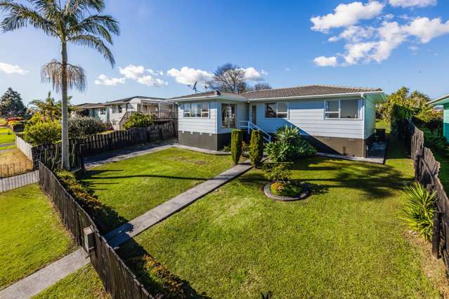 Renovated home 3 bedrooms 3 Utilities