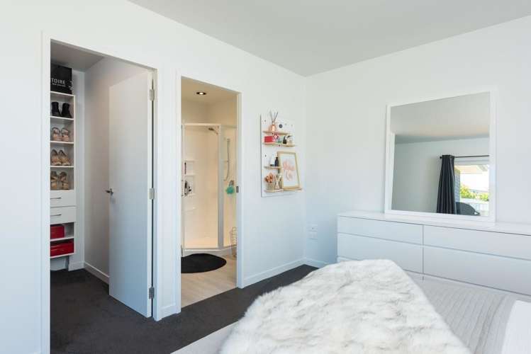 141 Condor Drive Pyes Pa_14