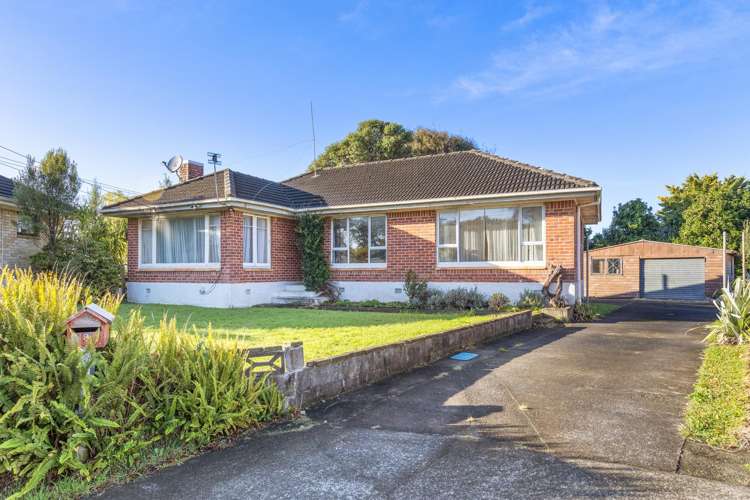 8 Malcolm Place Mangere East_26
