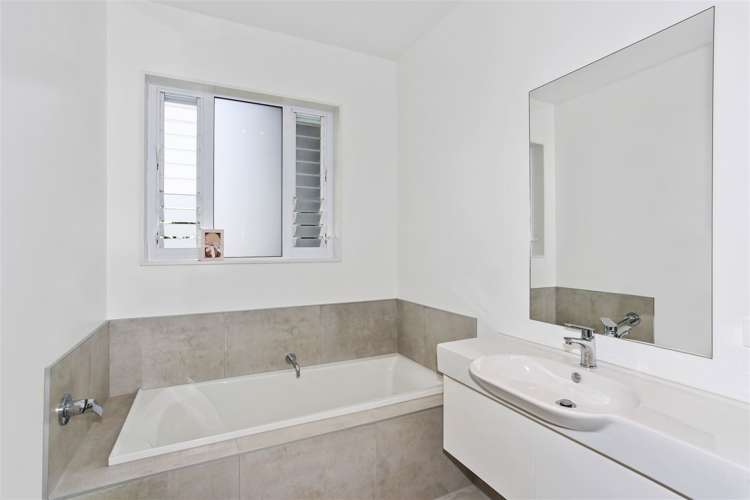 76a Wellington Street Pukekohe_12