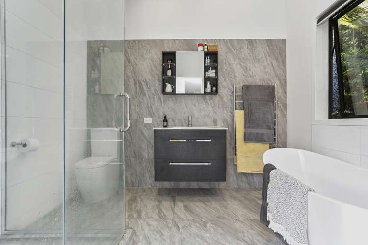 66 Kohu Road Titirangi_13