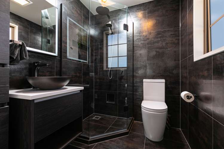 52 Rame Road Greenhithe_15