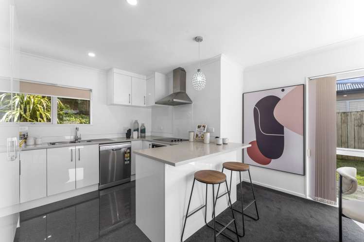 51 Senator Drive Manurewa_5