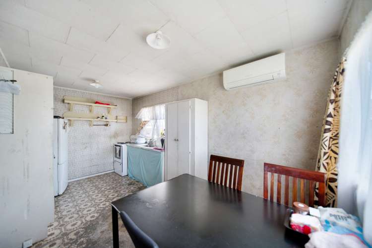 72 Archboyd Avenue Mangere East_10