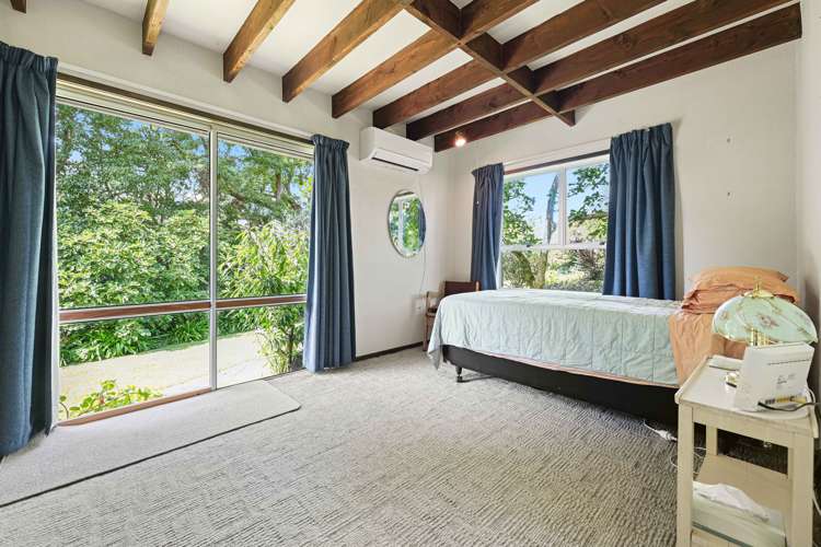 1 Deseret Road Temple View_11