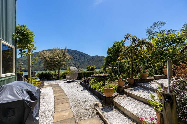 784 Queen Charlotte Drive Havelock_20