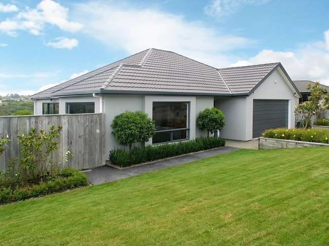 13 Tongariro Drive Aotea_1