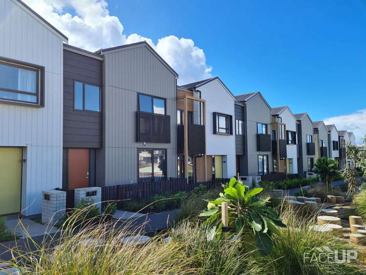 9/25 Sidney Wallingford Way Hobsonville_1