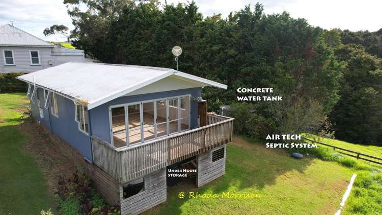 8 Heaths Way Paparoa_17