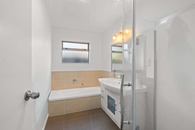 5 Coles Cove Papamoa Beach_15