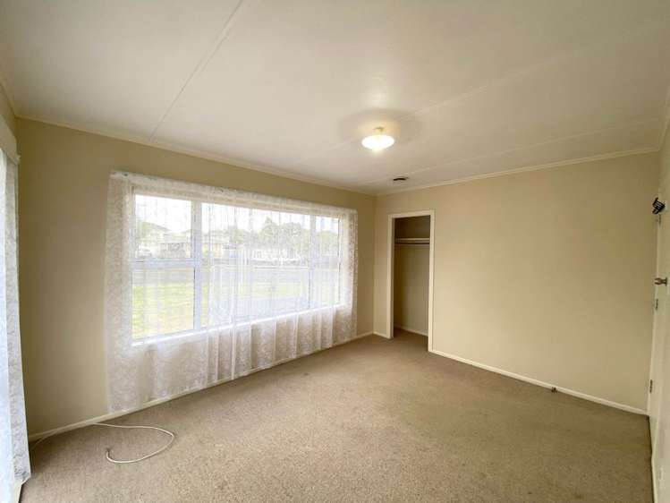 24 Blampied Road Otara_5