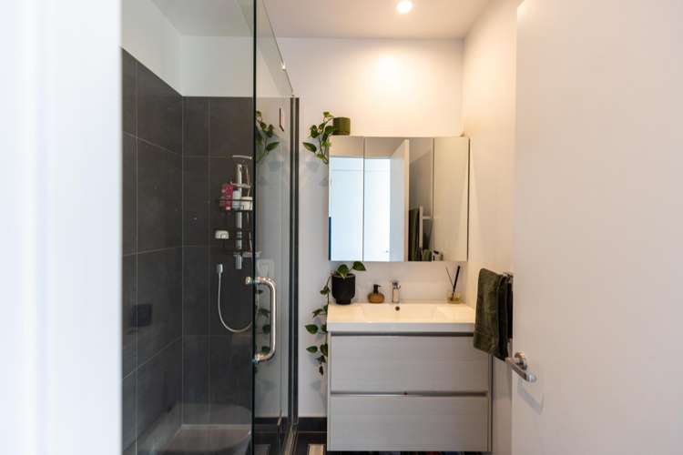 502/26C Racecourse Parade Avondale_11