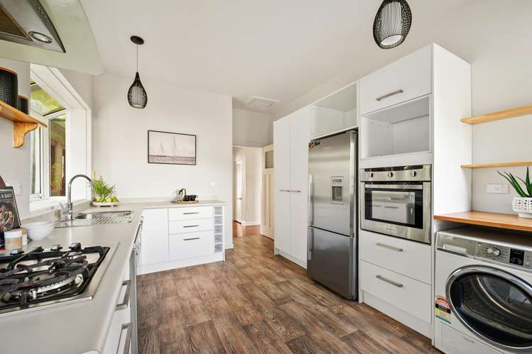 162 Sutherland Road Lyall Bay_8