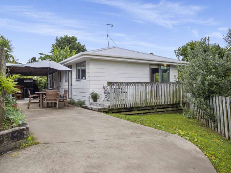 31a Linton Crescent Matua_12
