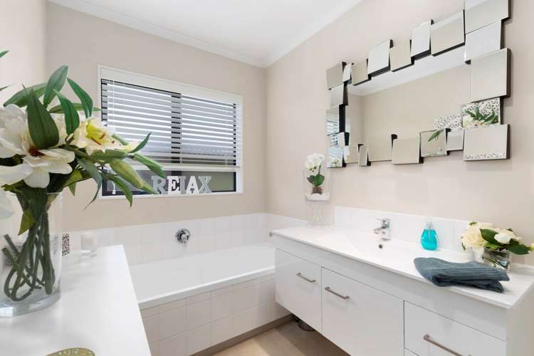 25 Turnberry Drive Wattle Downs_14