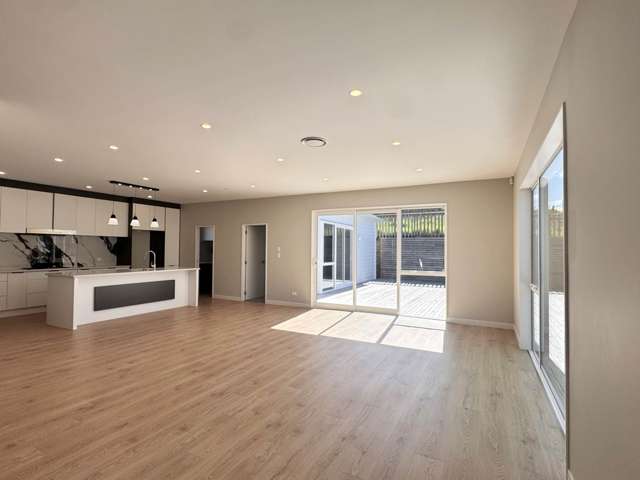 4 Silverhill Lane Millwater_2