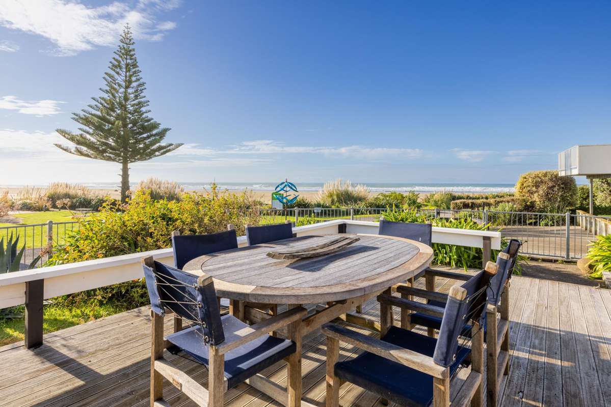 3432 Pourerere Beach Road_0
