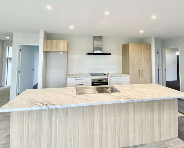 828 Selwyn Road 11103_1