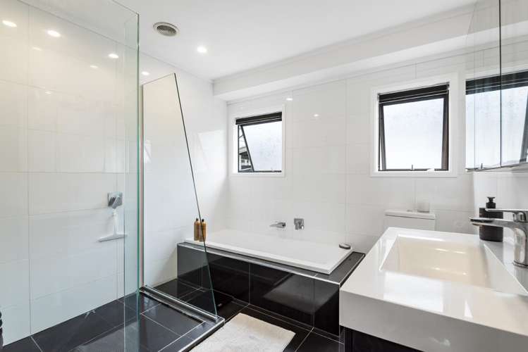 38C Birkdale Road Birkdale_11