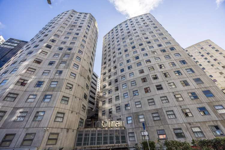 1820/21 Whitaker Place_1