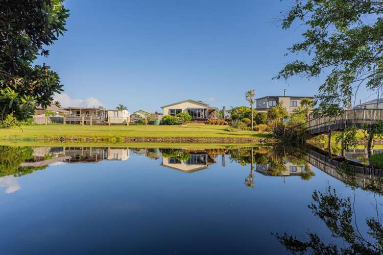 15 Martin Place Cooks Beach_34