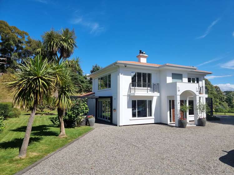 2136 Pohangina Valley East Road_0