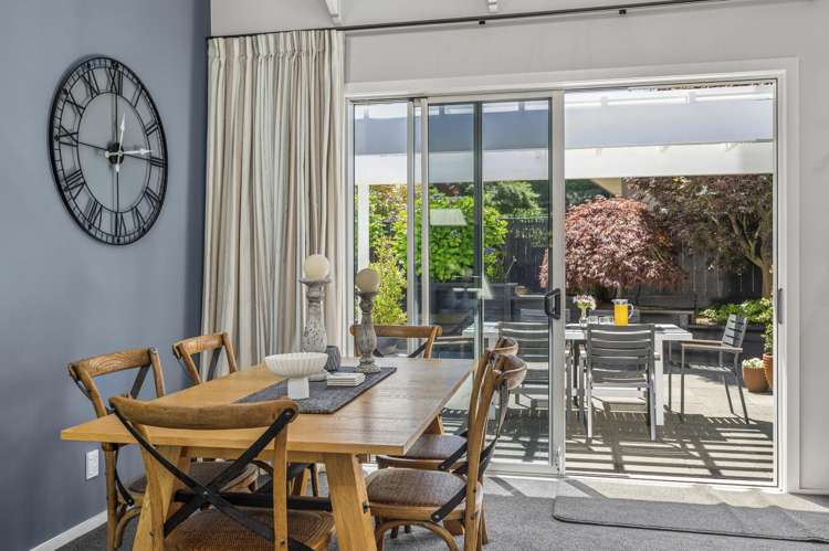 9 Coprosma Crescent Waipahihi_12