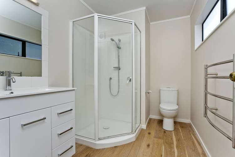 2/22 Arcadia Crescent Bayview_12